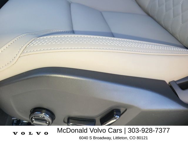 2026 Volvo XC90 Plus - Photo 12