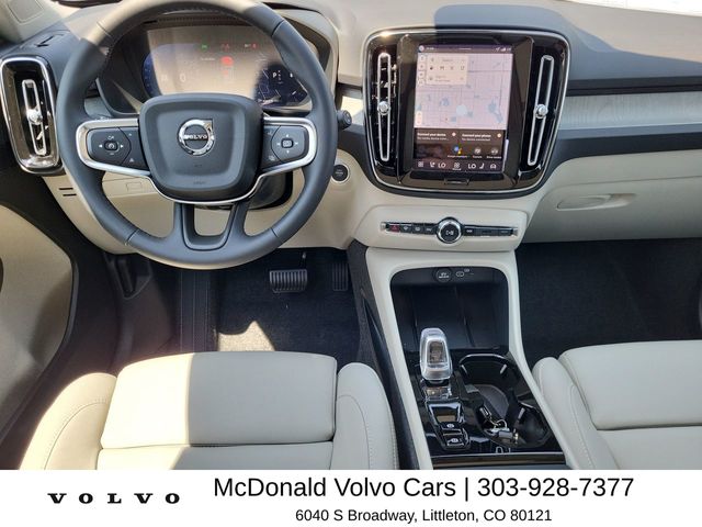 2026 Volvo XC40 Plus - Photo 14