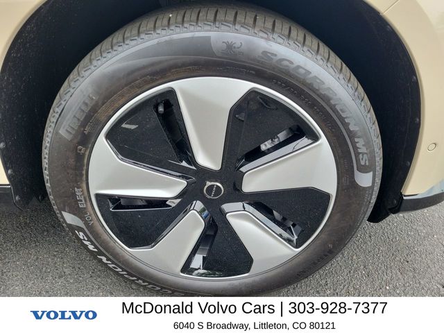 2025 Volvo EX90 Plus - Photo 20