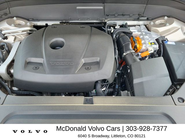 2026 Volvo XC90 Plus - Photo 21
