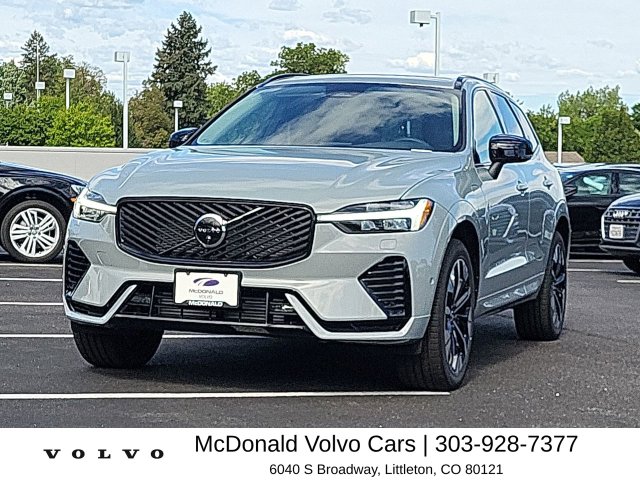 New 2026 Volvo XC60 plug-in hybrid T8 Plus SUV