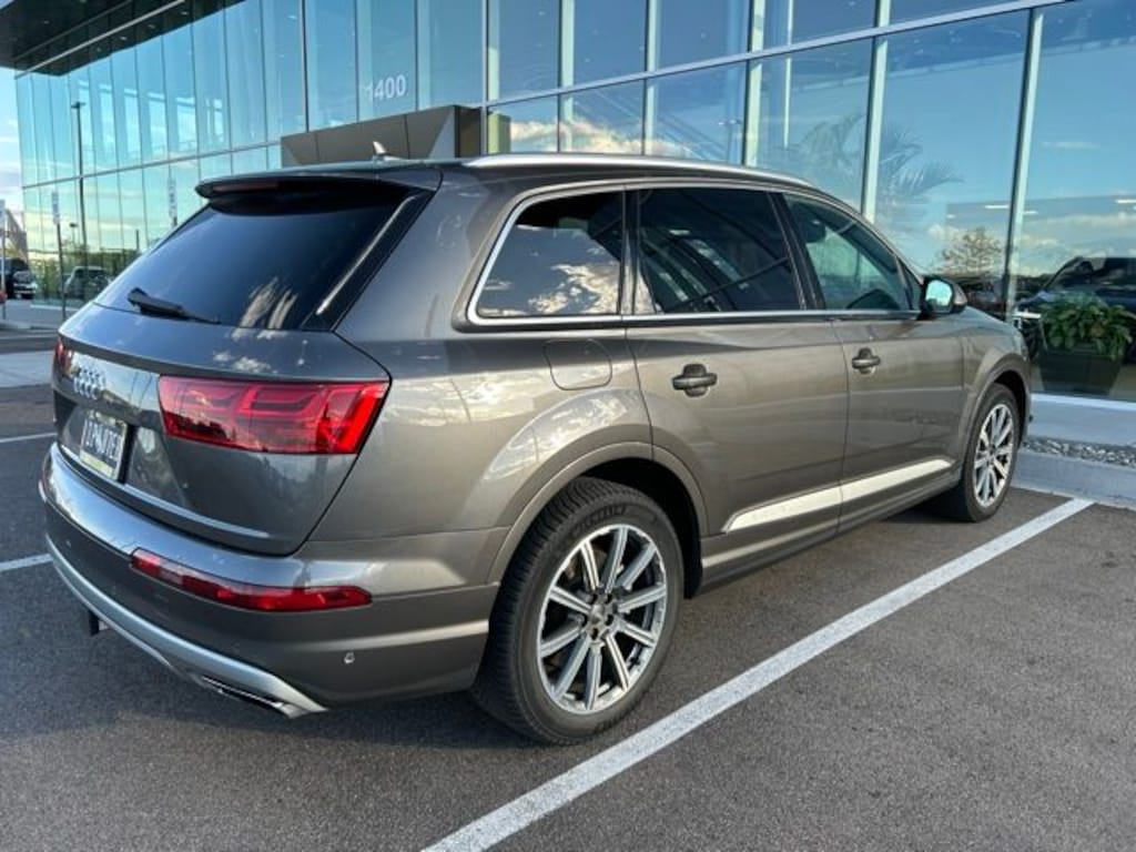 Used 2019 Audi Q7 3.0T Premium SUV