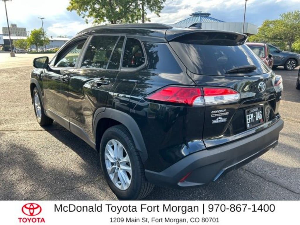 Used 2024 Toyota Corolla Cross LE SUV
