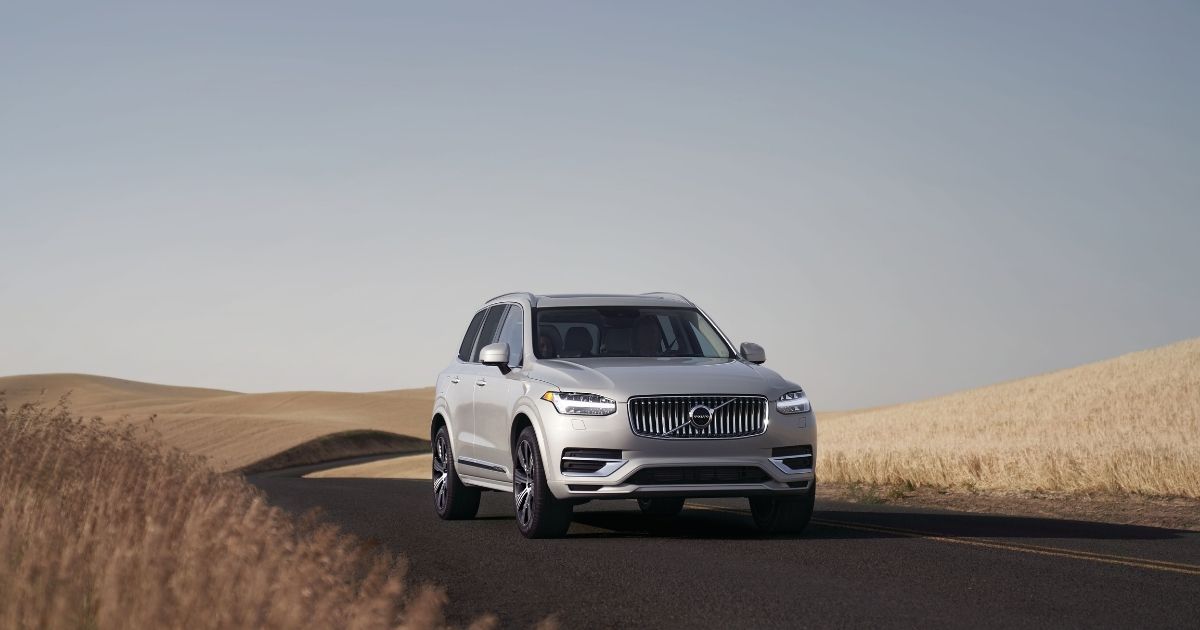 Volvo%20XC90%20How%20to%20Choose%20the%20Right%20Three-Row%20Volvo%20SUV.jpg