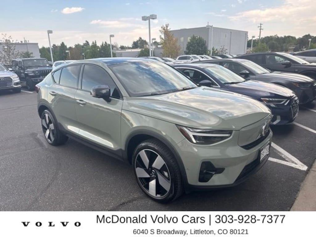 Used 2024 Volvo C40 Recharge Pure Electric Twin Ultimate SUV