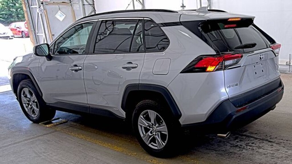 Used 2022 Toyota RAV4 Hybrid XLE SUV