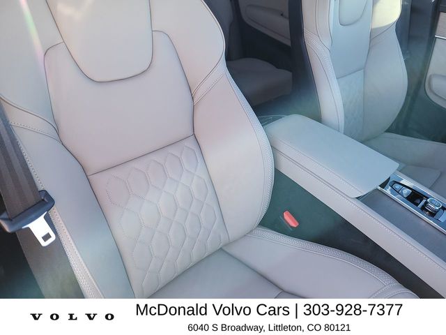 2026 Volvo XC90 Plus - Photo 19