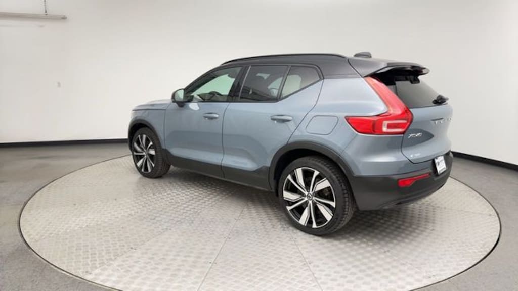 Used 2021 Volvo XC40 Recharge Twin Pure Electric P8 SUV