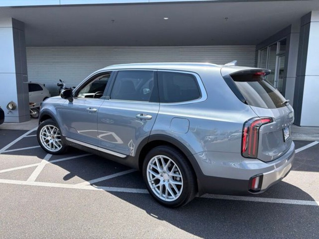 Used 2025 Kia Telluride SX SUV