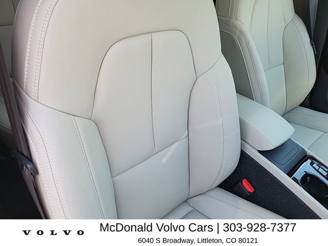 2026 Volvo XC40 Plus - Photo 19