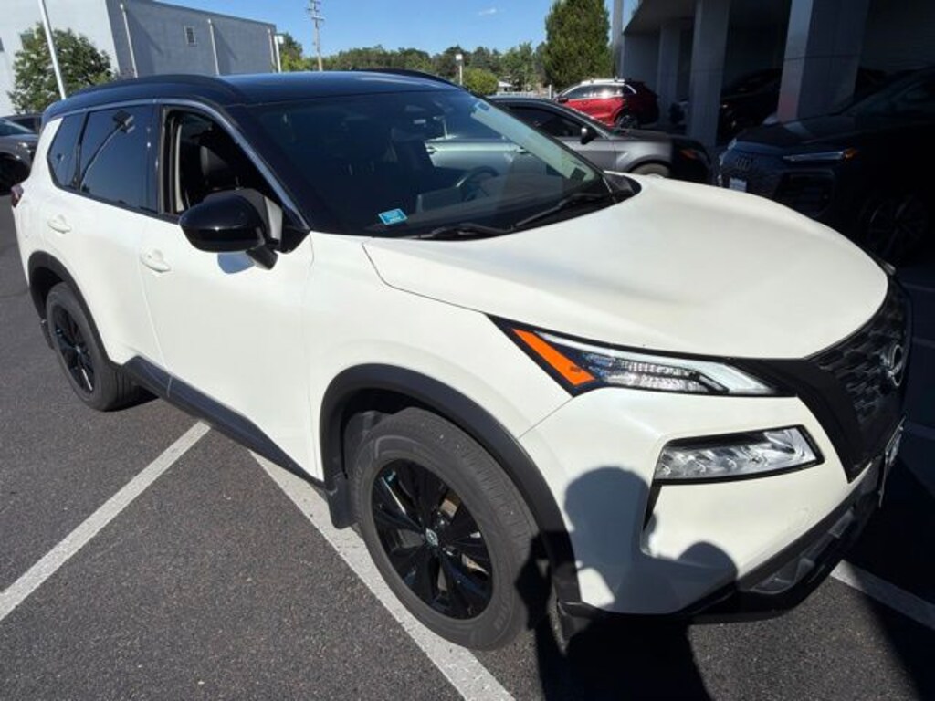 Used 2023 Nissan Rogue SV SUV