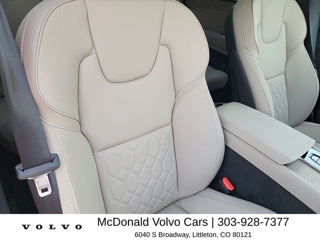 2026 Volvo XC90 Plus - Photo 19