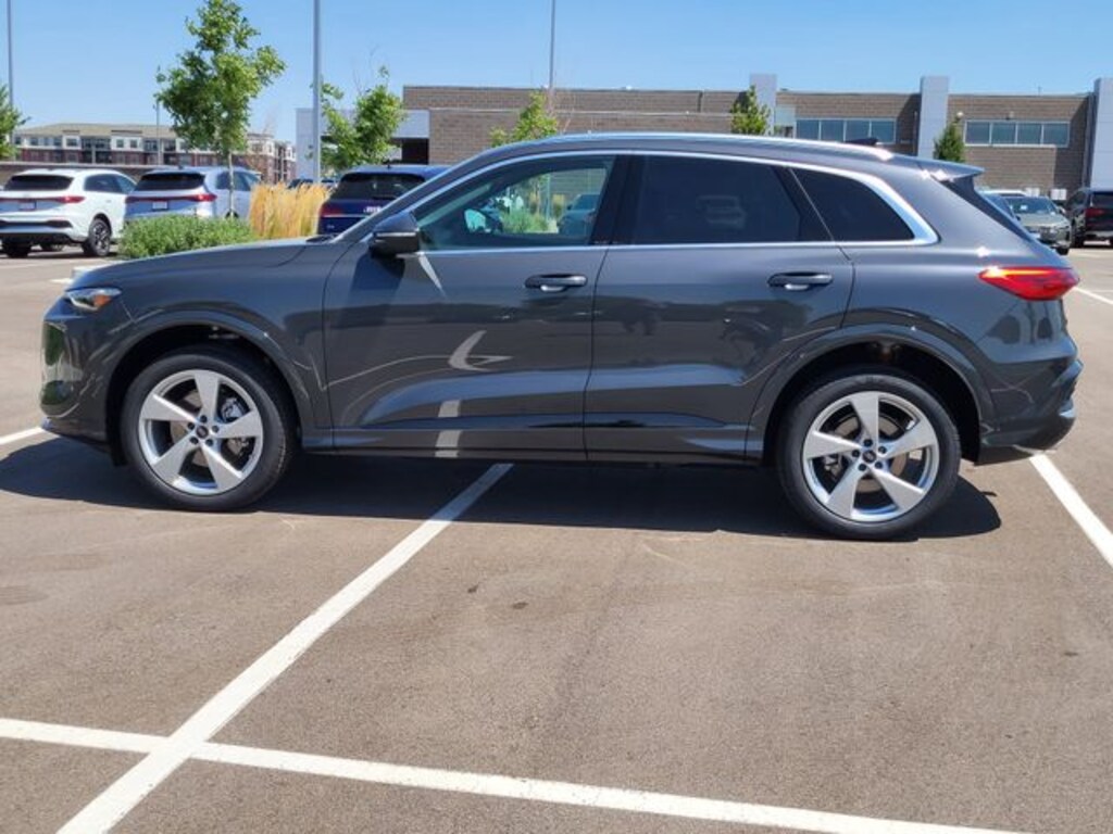 Used 2025 Audi Q5 2.0T Premium SUV