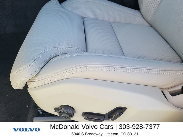 2026 Volvo XC60 Ultra - Photo 12