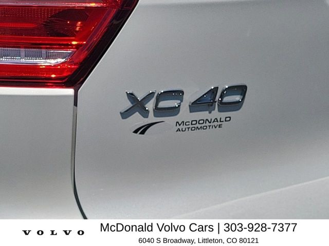 2026 Volvo XC40 Plus - Photo 16