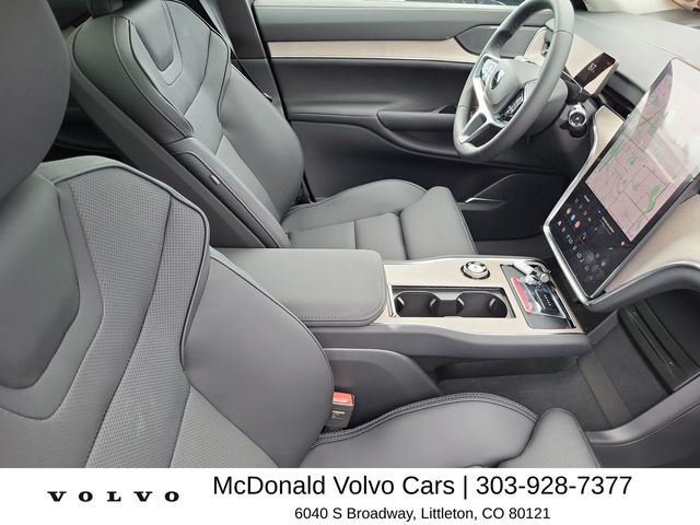 2025 Volvo EX90 Ultra - Photo 17
