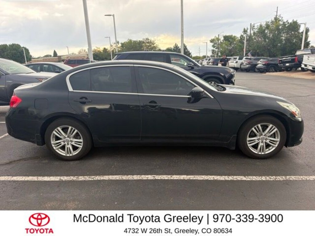 Used 2011 INFINITI G37x Base Sedan