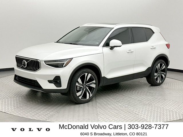 2023 Volvo XC40 B5 Ultimate Bright AWD's photo