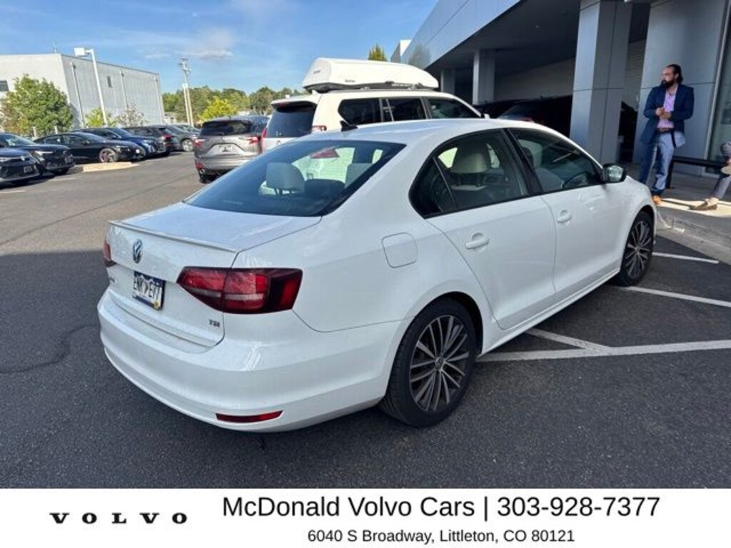 Used 2017 Volkswagen Jetta 1.8T Sport Sedan