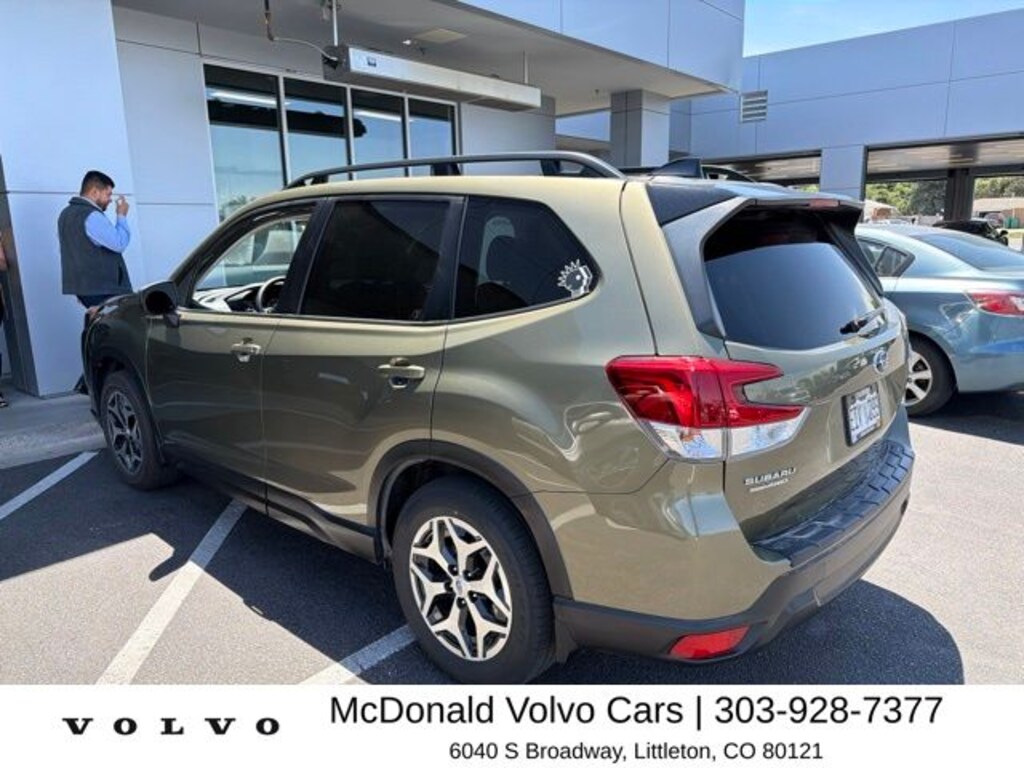 Used 2024 Subaru Forester Premium SUV