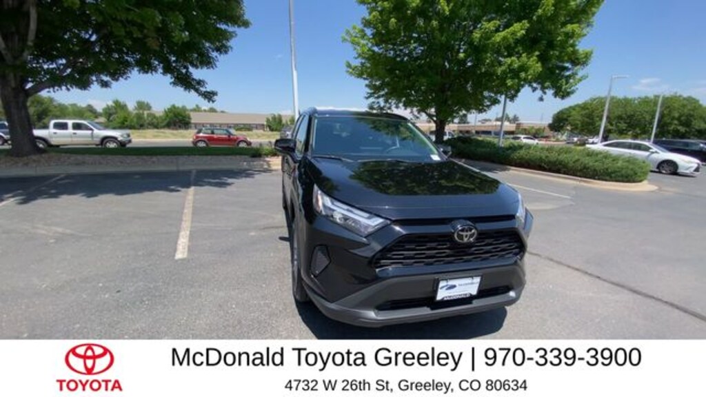 Used 2025 Toyota RAV4 XLE SUV