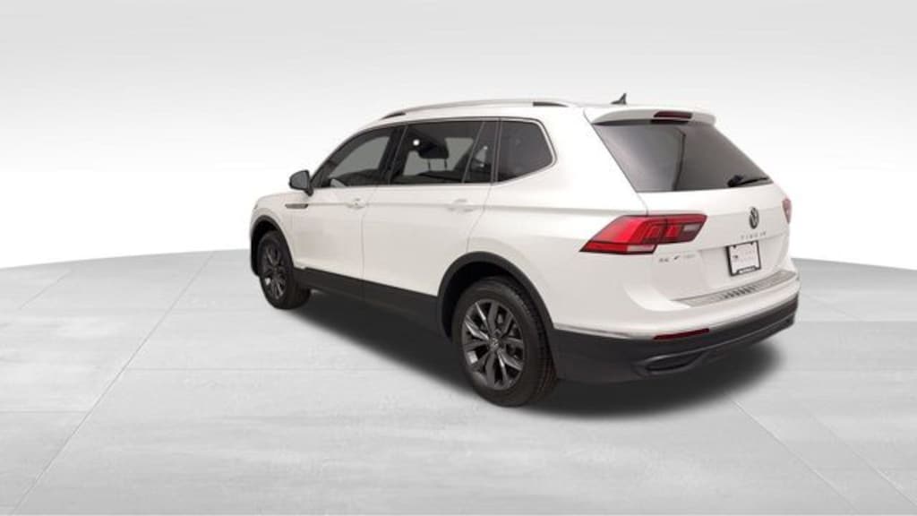 Used 2023 Volkswagen Tiguan 2.0T SE SUV