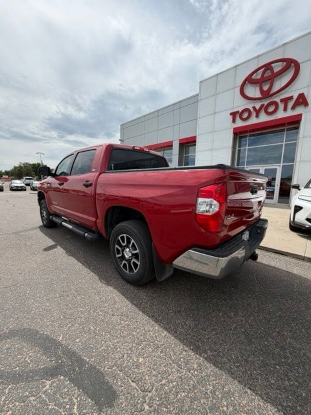 Used 2016 Toyota Tundra SR5 5.7L V8 w/FFV Truck CrewMax
