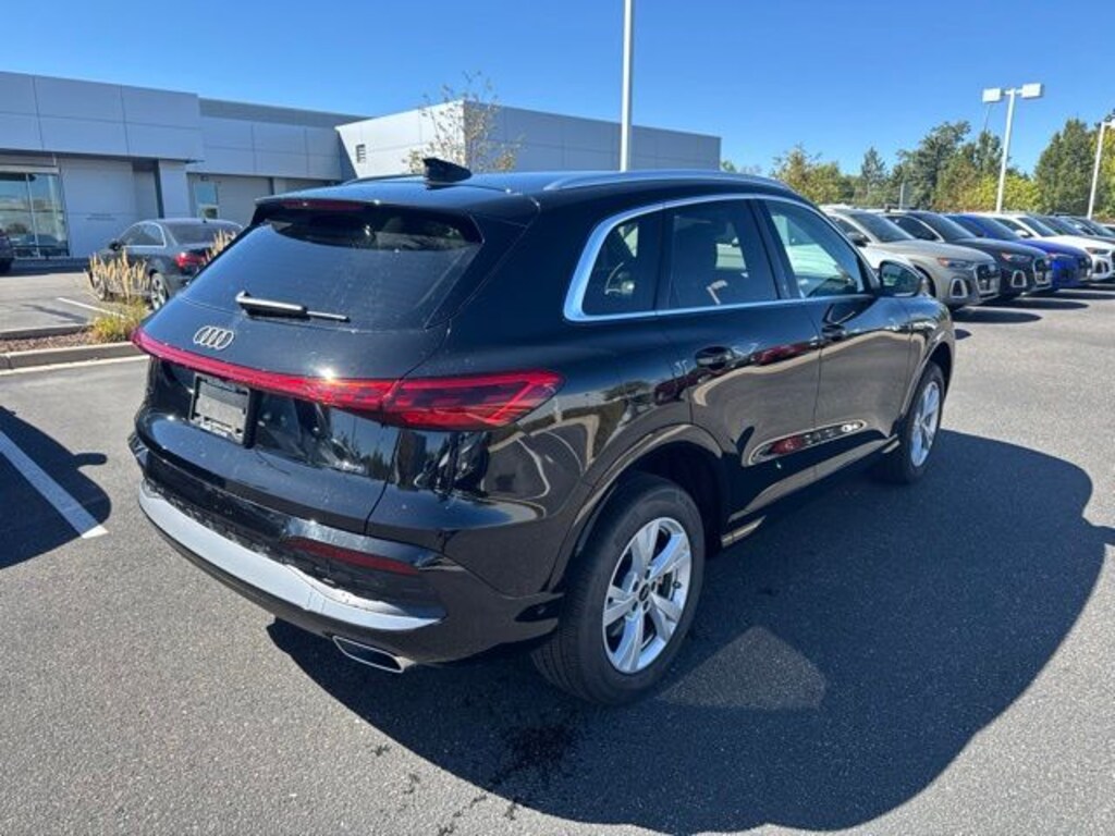 Used 2025 Audi Q5 2.0T Premium SUV