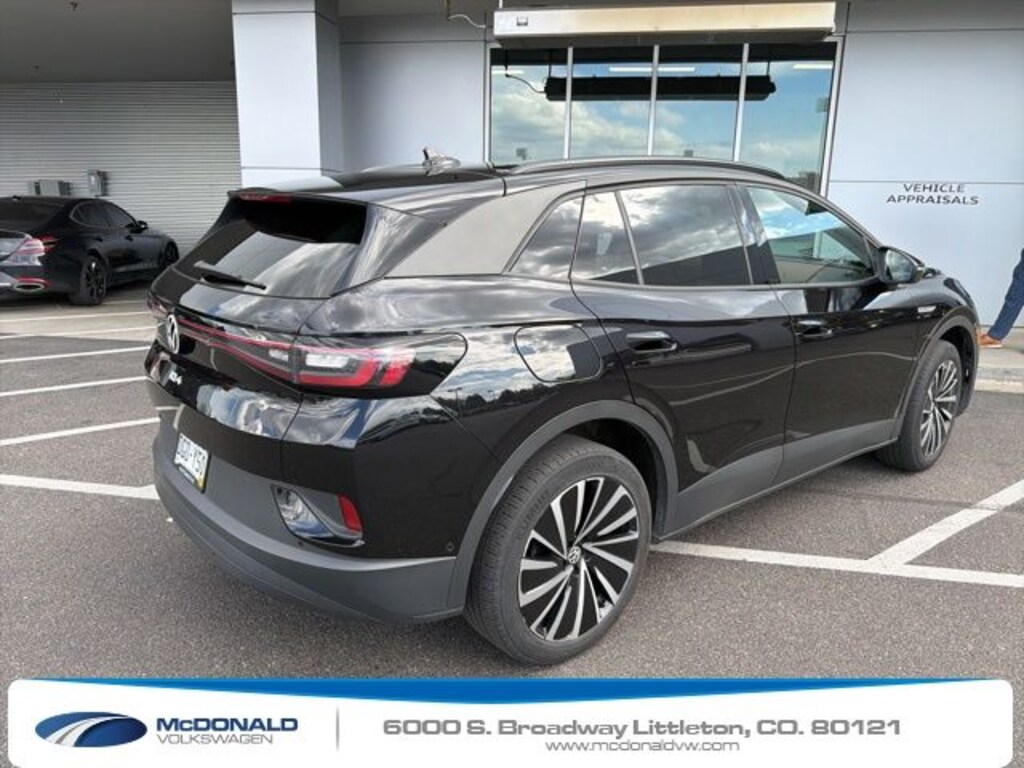 Used 2024 Volkswagen ID.4 Pro SUV