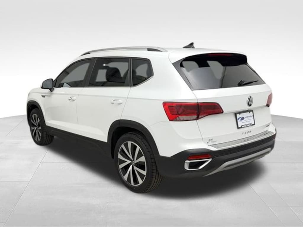 Used 2023 Volkswagen Taos 1.5T SE SUV