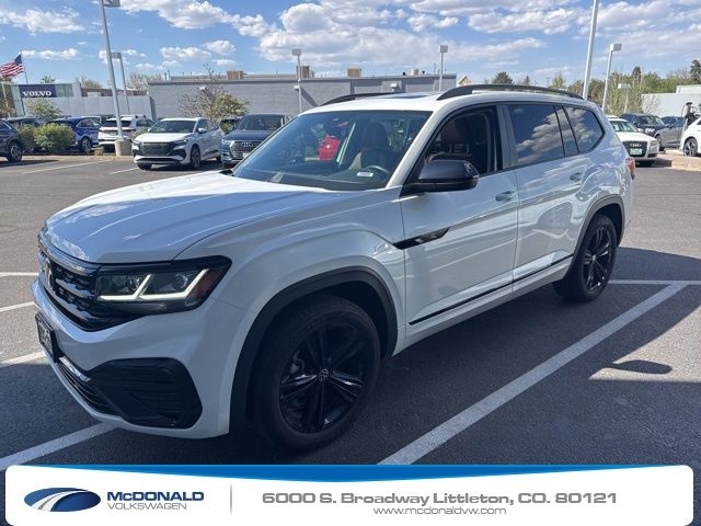2023 Volkswagen Atlas 3.6L SEL R-Line Black 4MOTION's photo