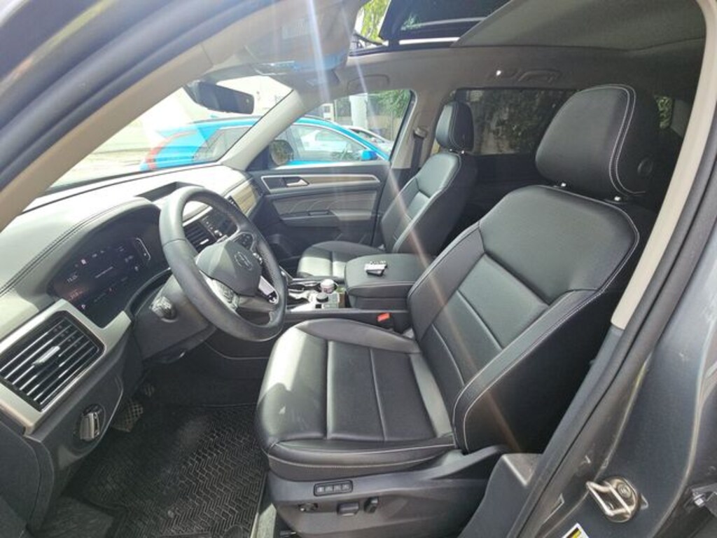 Used 2023 Volkswagen Atlas 3.6L V6 SEL SUV