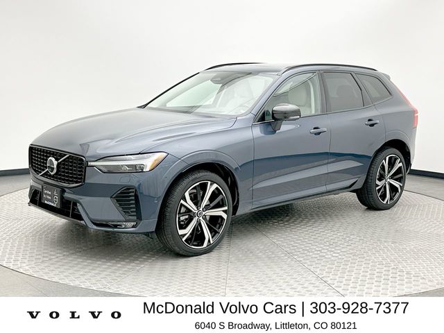 2023 Volvo XC60 B6 Ultimate Dark Theme AWD's photo