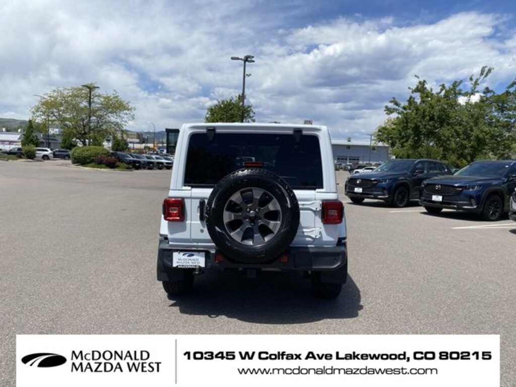 Used 2018 Jeep Wrangler Unlimited Sahara 4x4 SUV
