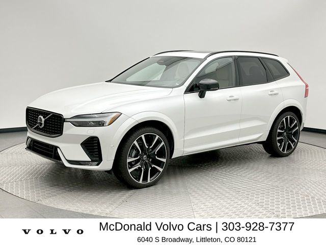 2023 Volvo XC60 B5 Ultimate Dark Theme AWD's photo