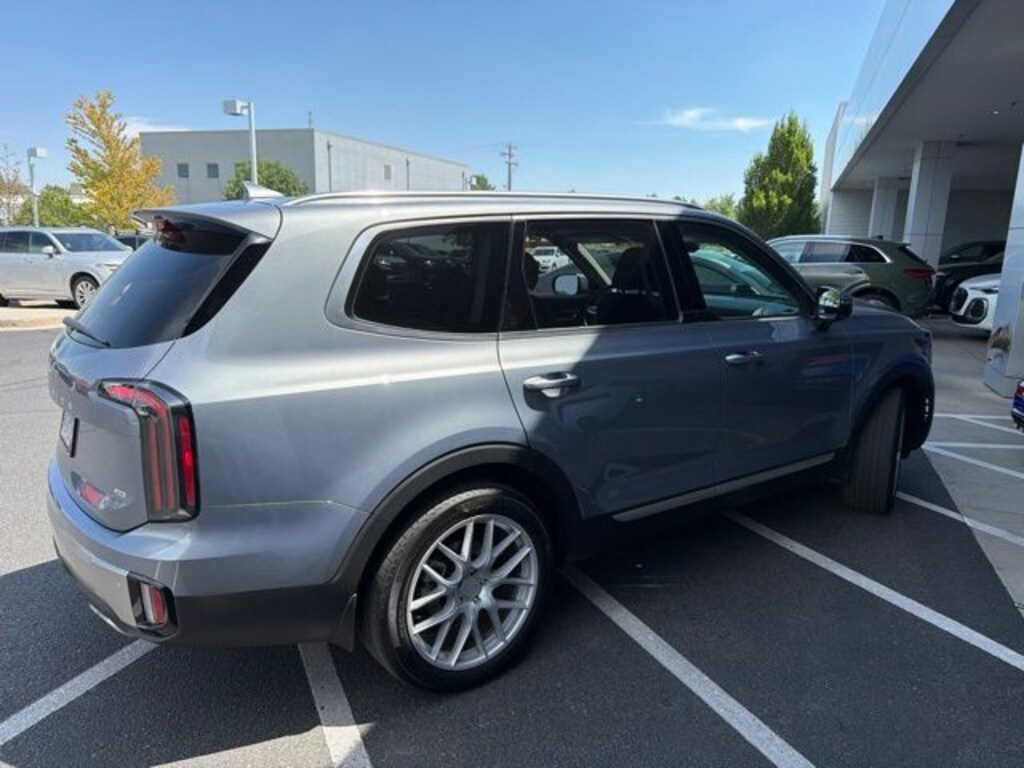 Used 2025 Kia Telluride SX SUV