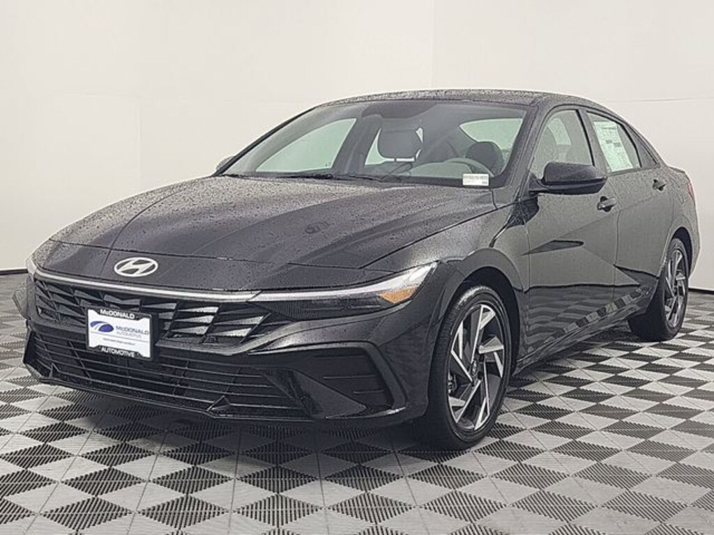 Used 2025 Hyundai Elantra Hybrid SEL Sport Sedan