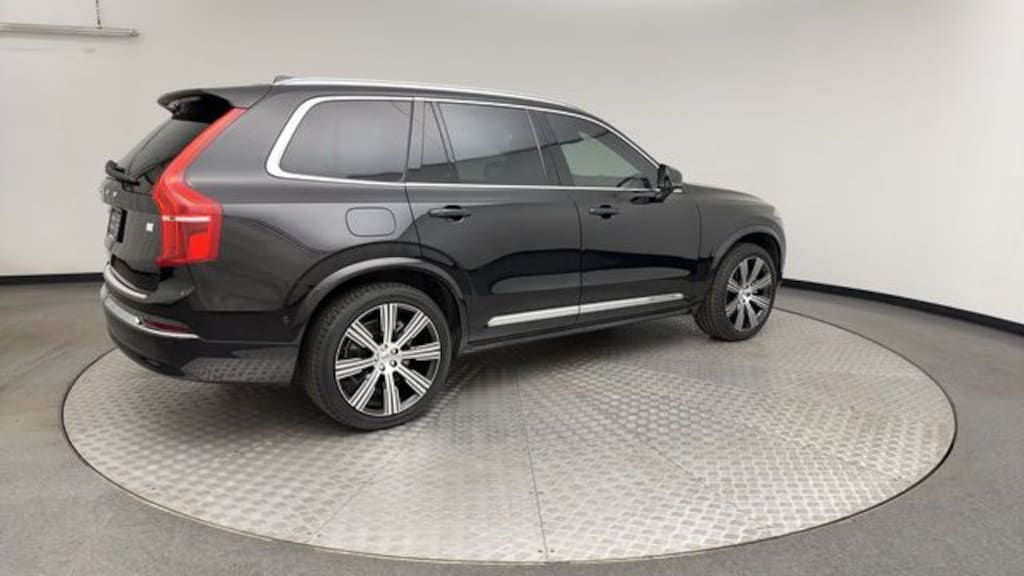 Certified 2024 Volvo XC90 plug-in hybrid T8 Ultimate 6-Seater SUV