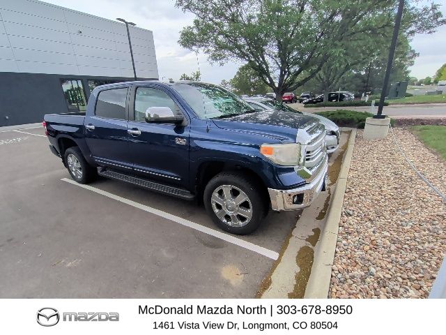 2015 Toyota Tundra 5.7 Auto 4WD FFV 1794 Edition Crew Max's photo