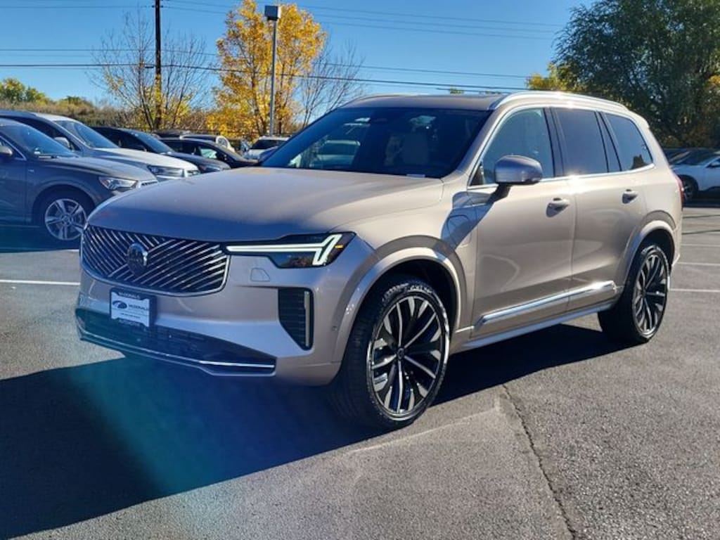 New 2026 Volvo XC90 plug-in hybrid T8 Plus 7-Seater SUV