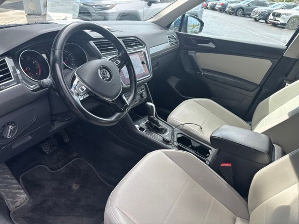 Used 2018 Volkswagen Tiguan 2.0T SEL 4MOTION SUV
