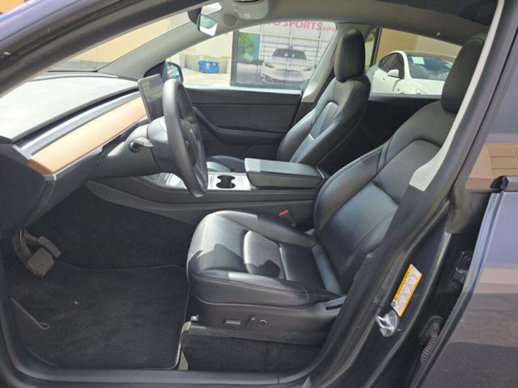 Used 2022 Tesla Model Y Long Range SUV