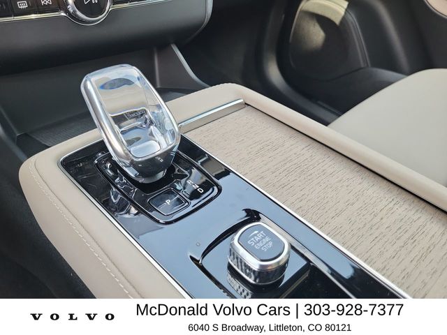 2026 Volvo XC90 Plus - Photo 24