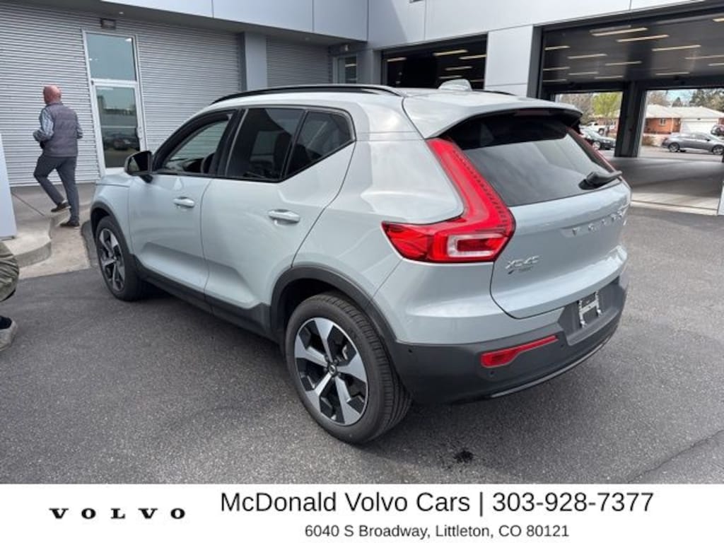 Used 2026 Volvo XC40 B5 Plus SUV