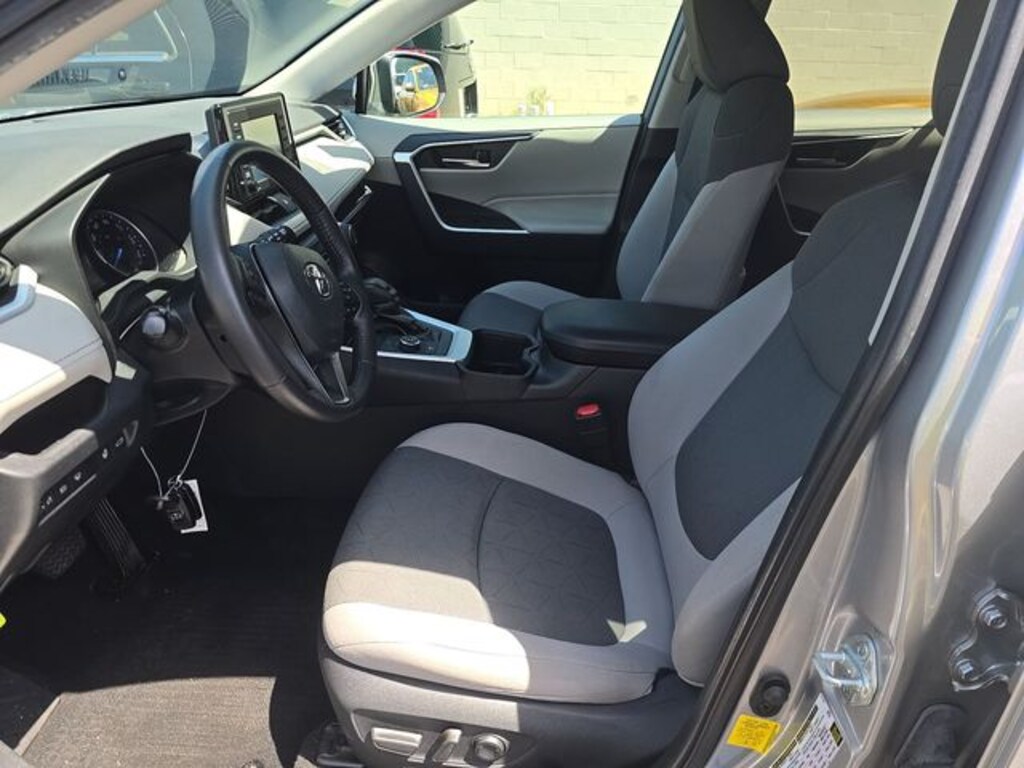 Used 2022 Toyota RAV4 Hybrid XLE SUV