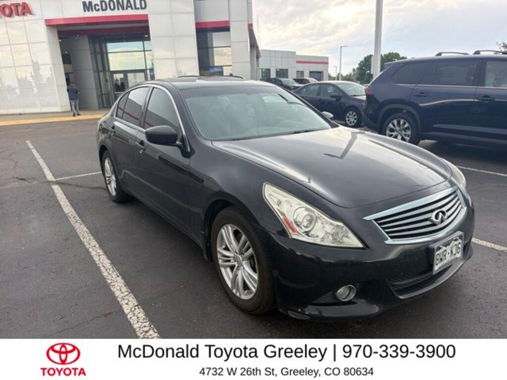 Used 2011 INFINITI G37x Base Sedan