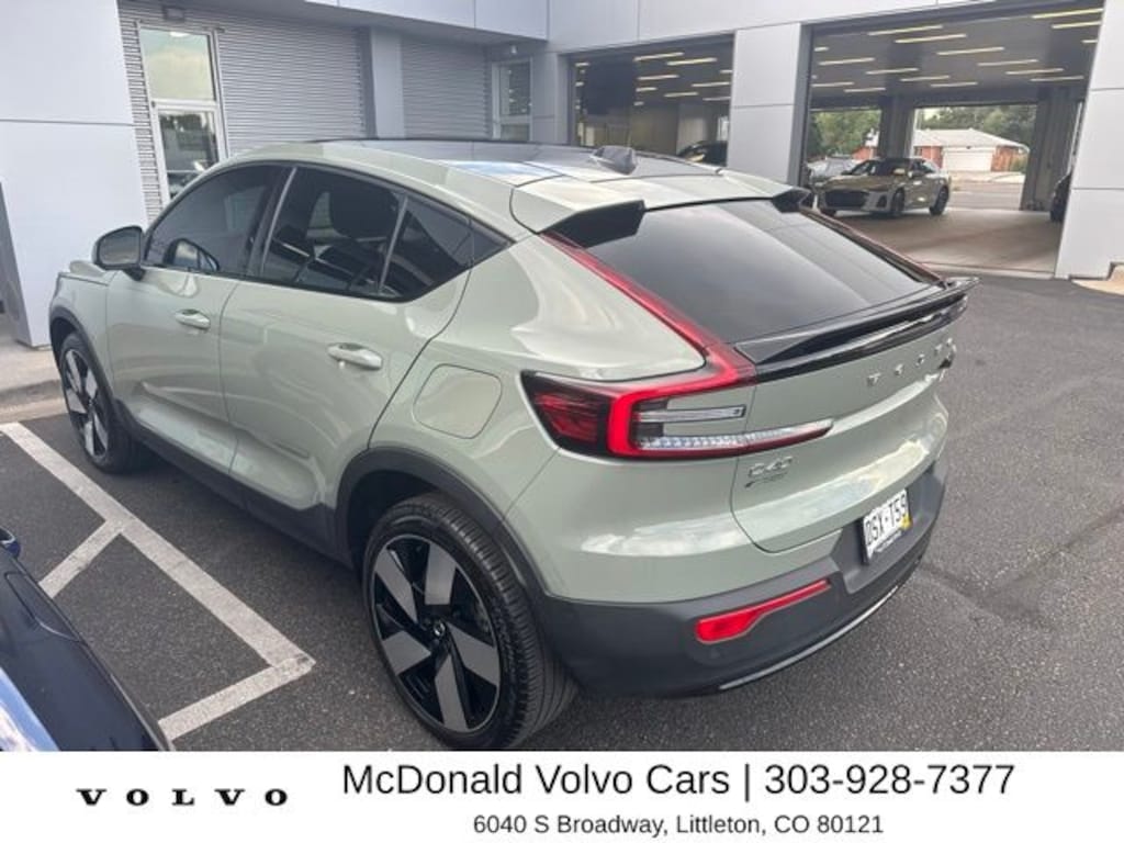 Used 2024 Volvo C40 Recharge Pure Electric Twin Ultimate SUV