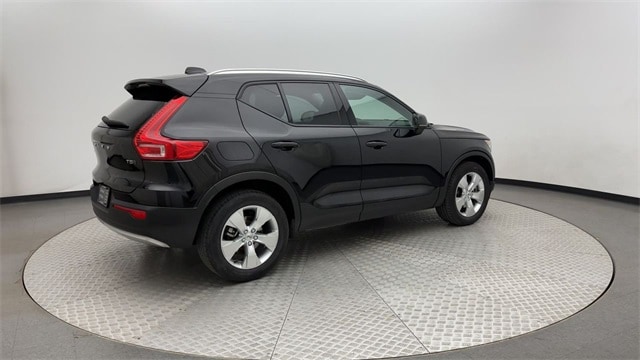 Certified 2021 Volvo XC40 Momentum with VIN YV4162UK1M2587598 for sale in Littleton, CO