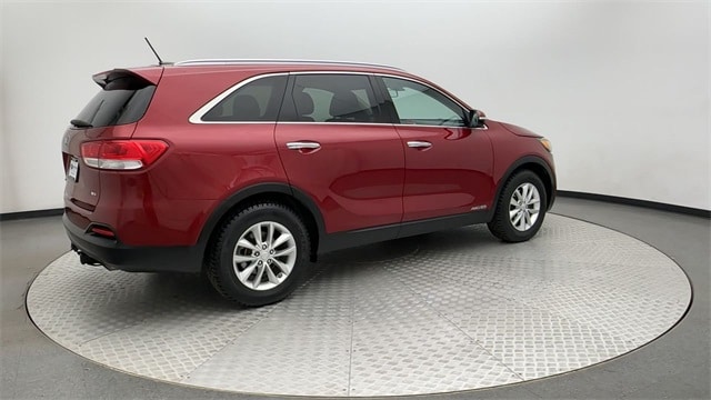 Used 2017 Kia Sorento LX with VIN 5XYPGDA51HG197083 for sale in Littleton, CO