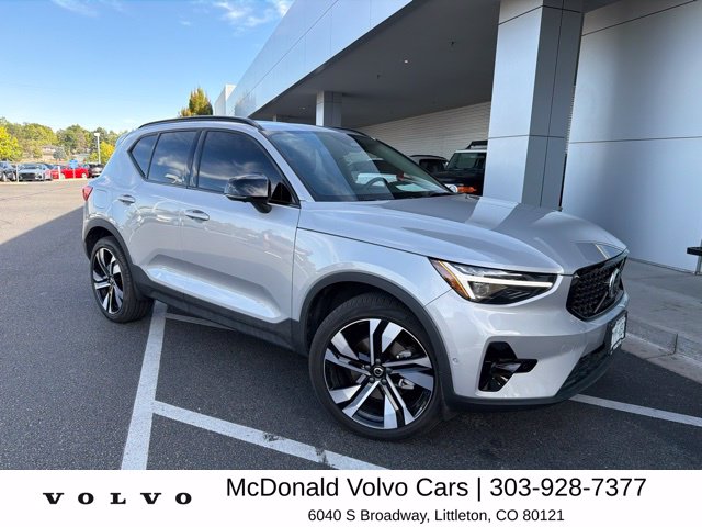 2024 Volvo XC40 Plus